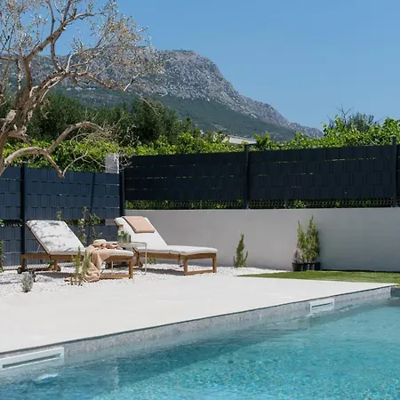 New Private Pool Veluri Villa *