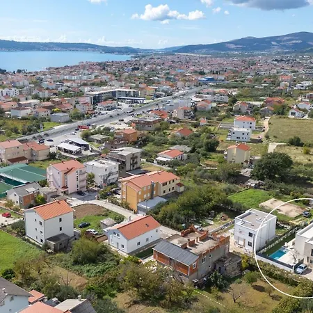 New Private Pool Veluri * Kastela