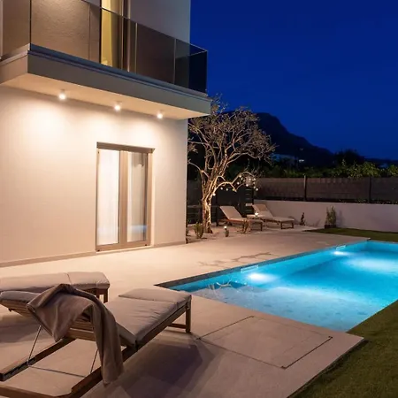 New Private Pool Veluri 别墅 *