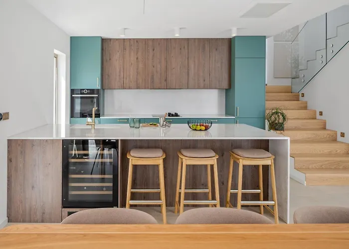 Veluri With 4 Bedrooms And Heated Pool *